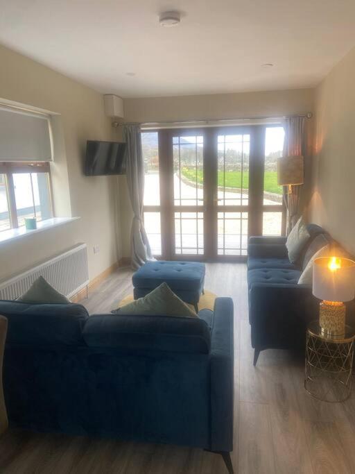Modern Apartment At Croagh Patrick Westport Exteriör bild